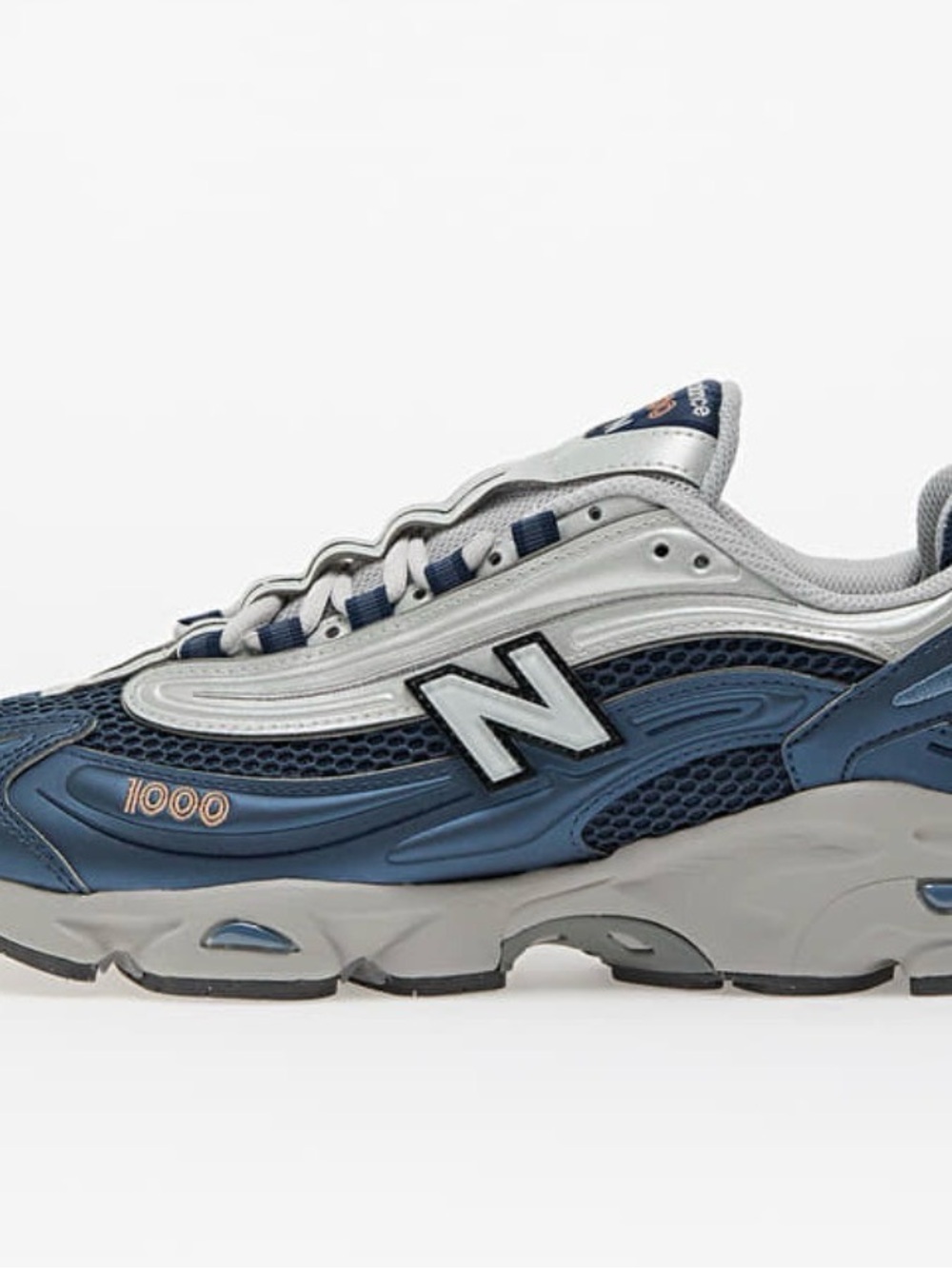New Balance Men's 1000 Trainer in Navy and Silver